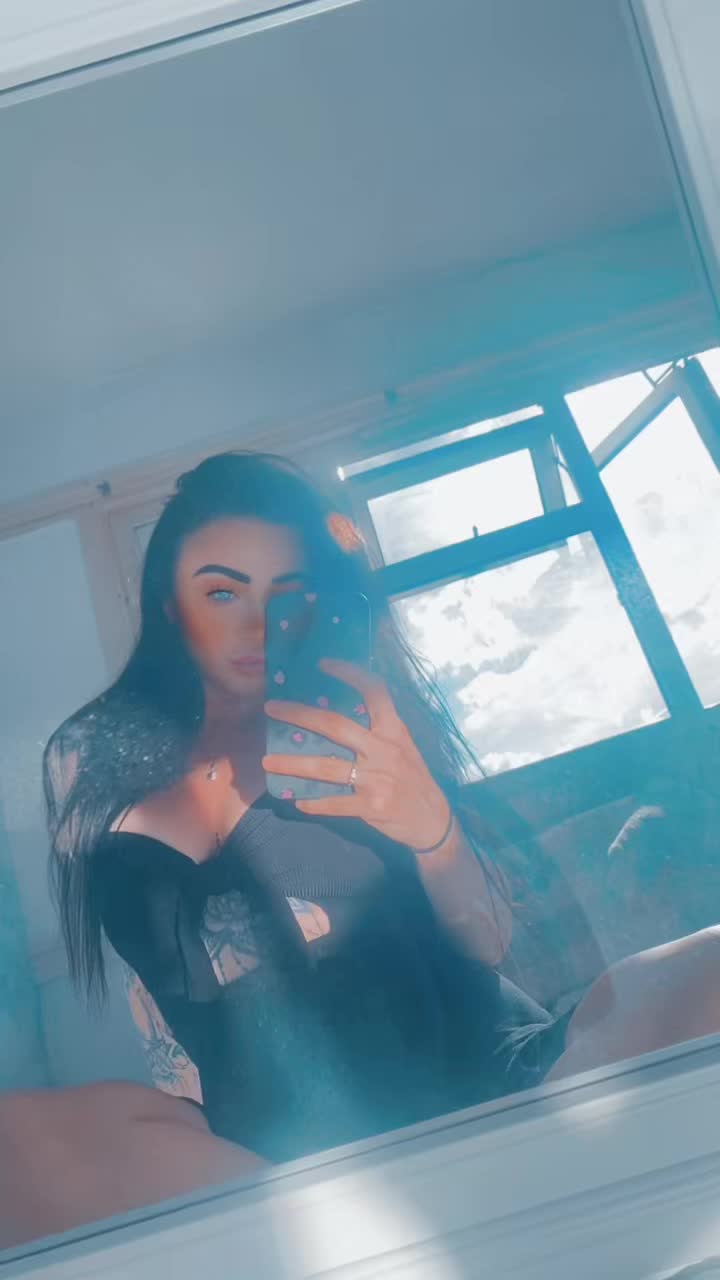 @Sammie Louise