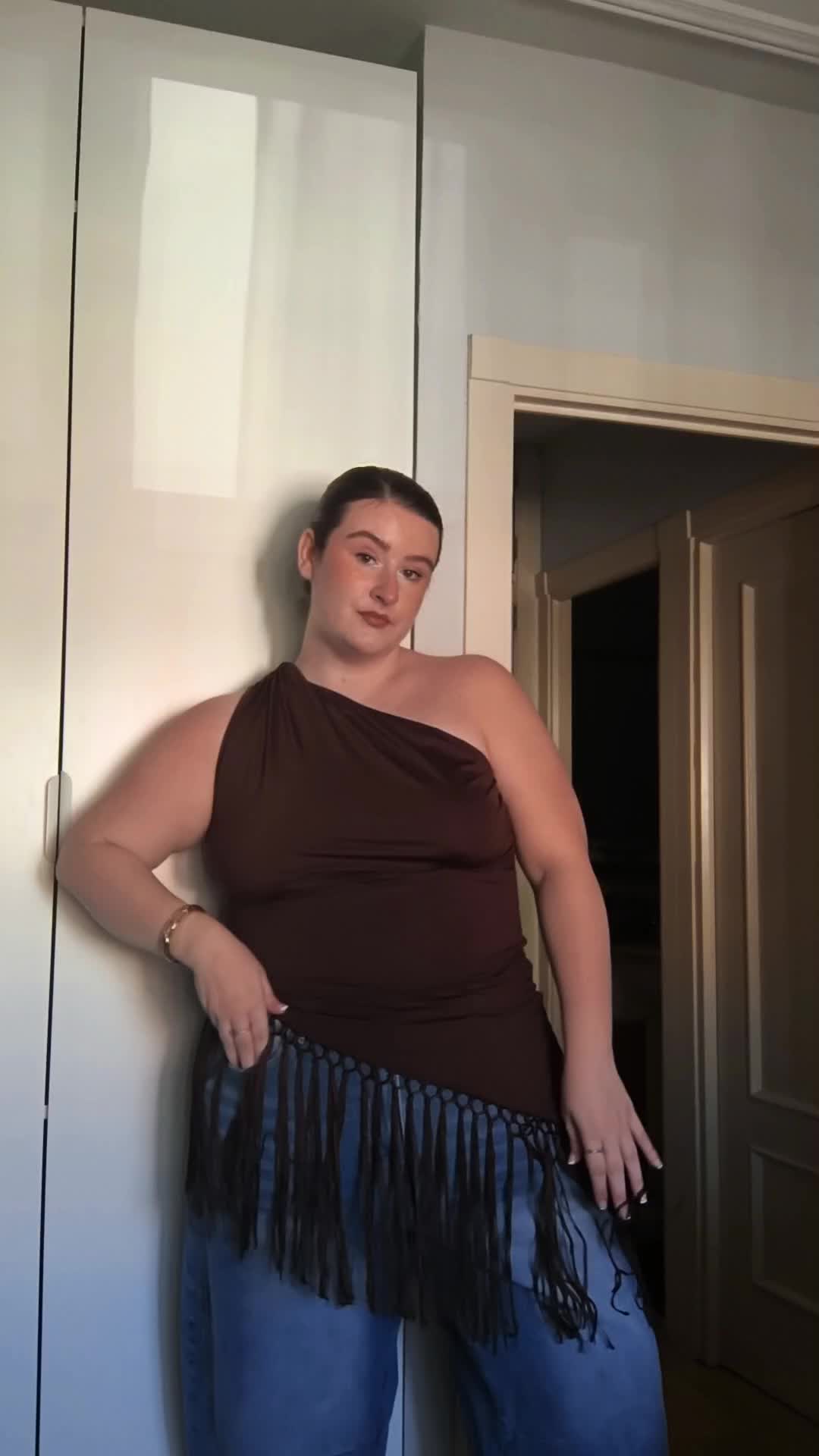 @Isa Uceda||plussize girl