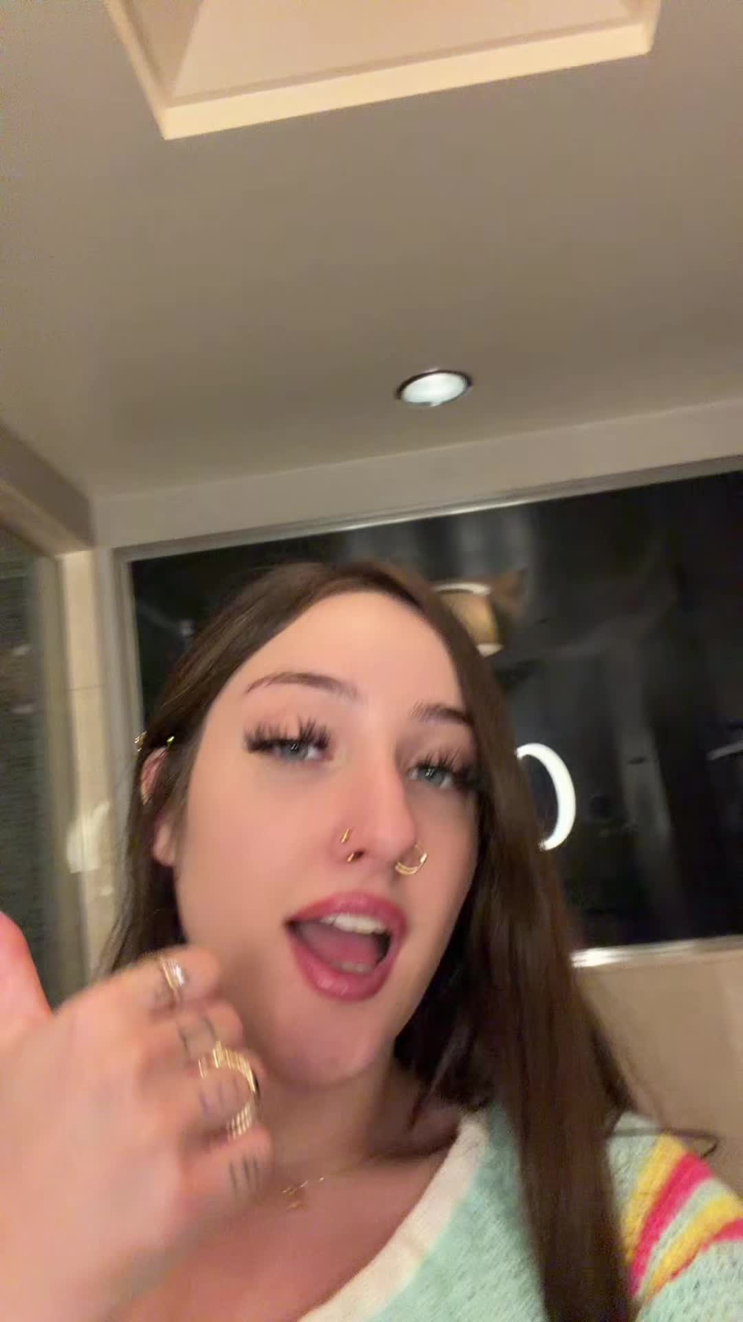 @moonie