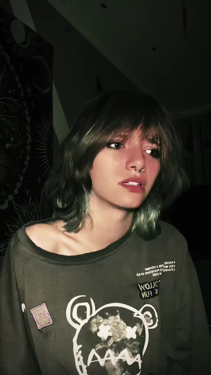 @T<3