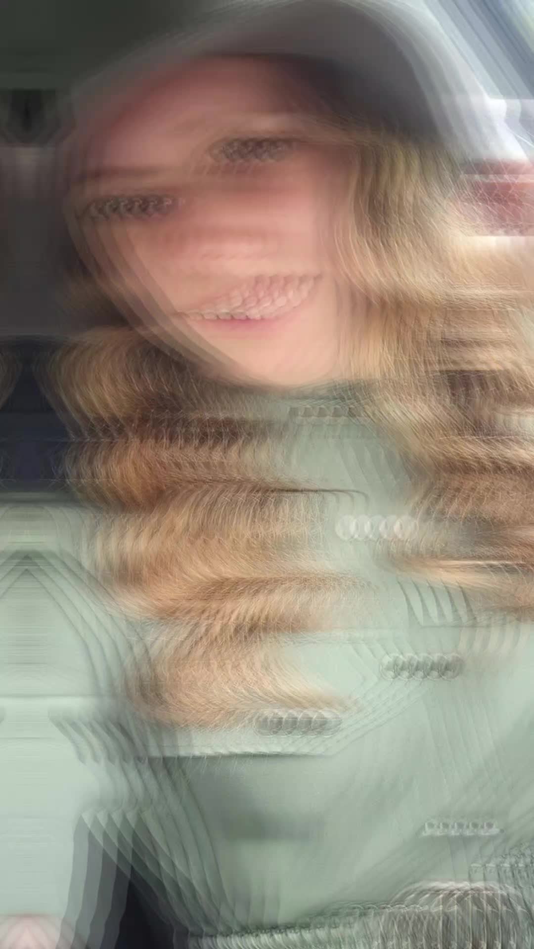 @Alexandra Răescu