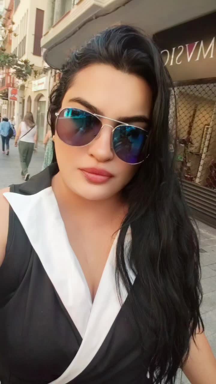 @LatinaEspañaJulianaOcampo👑