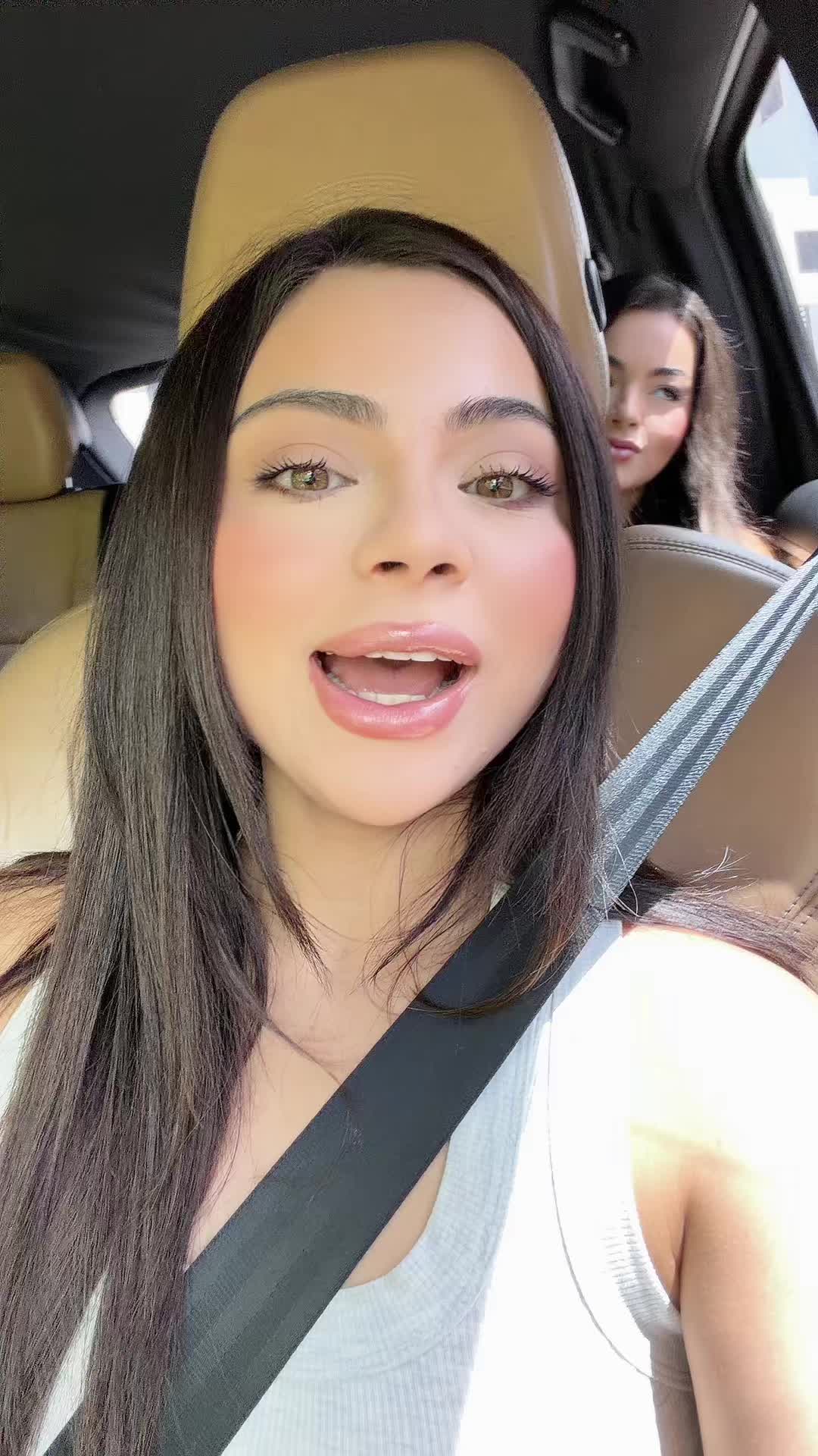 @Laura Issela