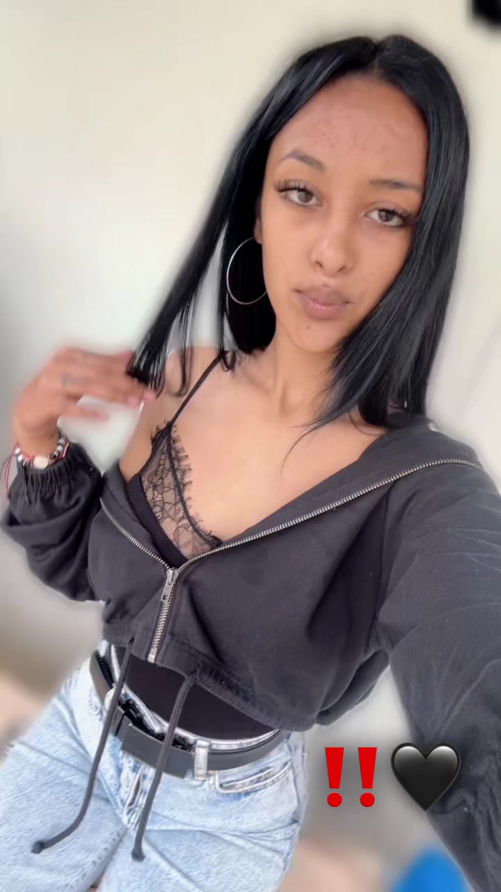@Alee🔞🖤❗️