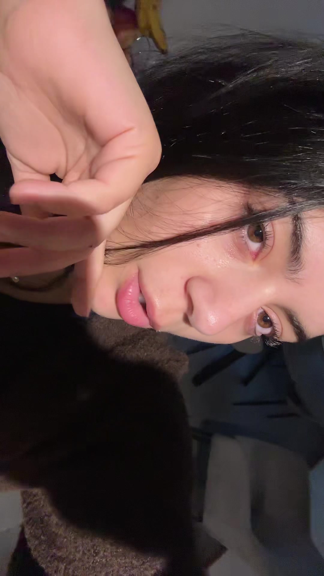 @️