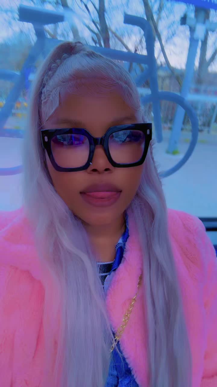 @Irenebliss🥰🍭💙⭐️👅💦 🦋❤️