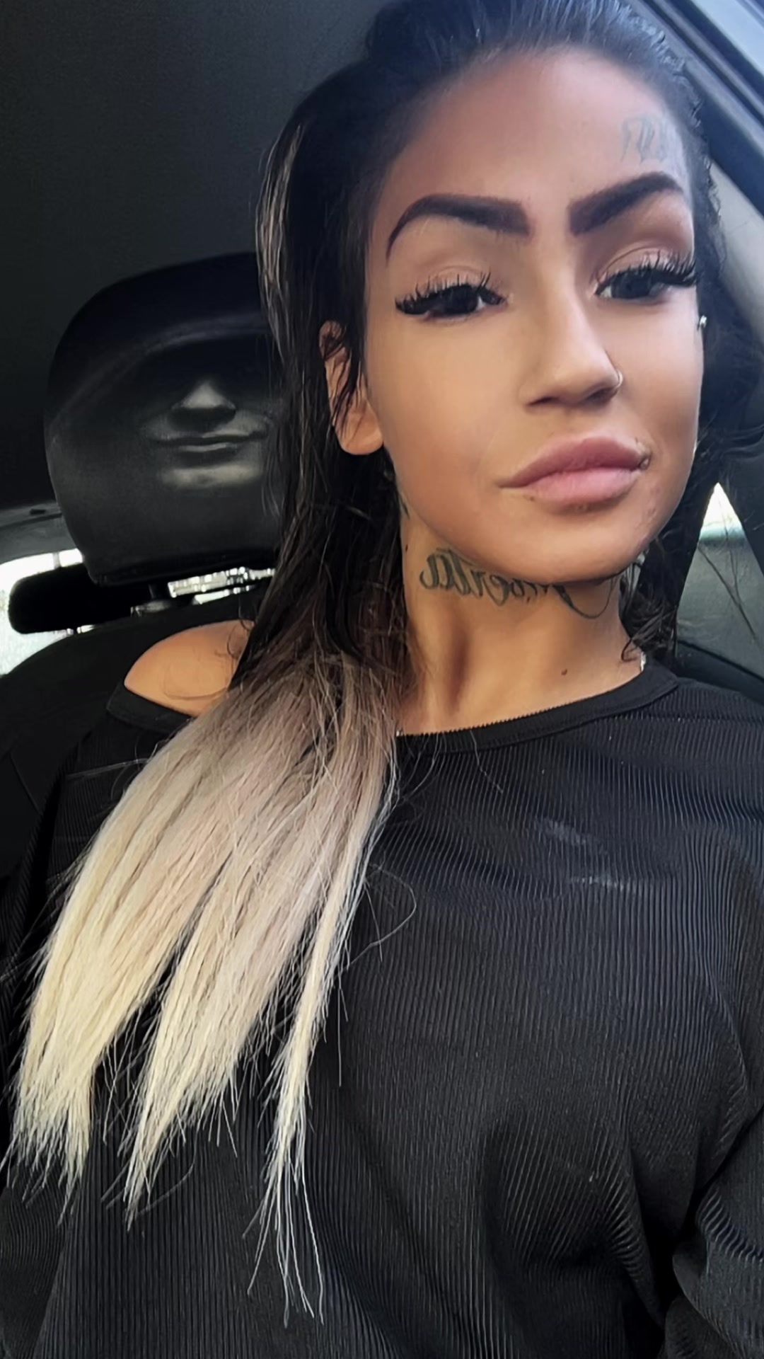 @ZolikaKiaraPetra