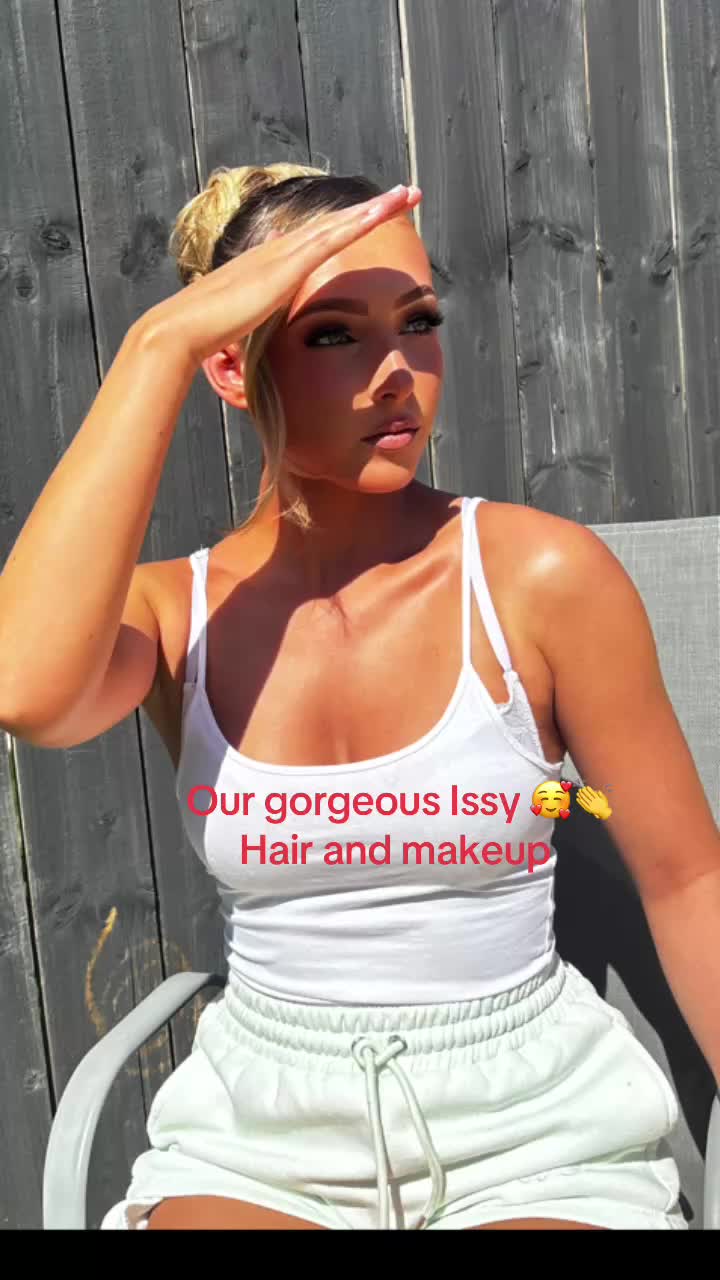 @isabellaa10000