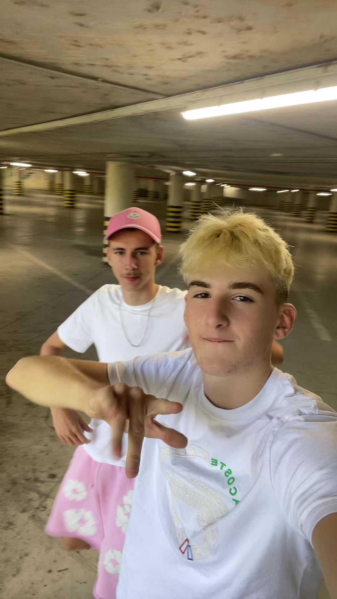 @F A L K O