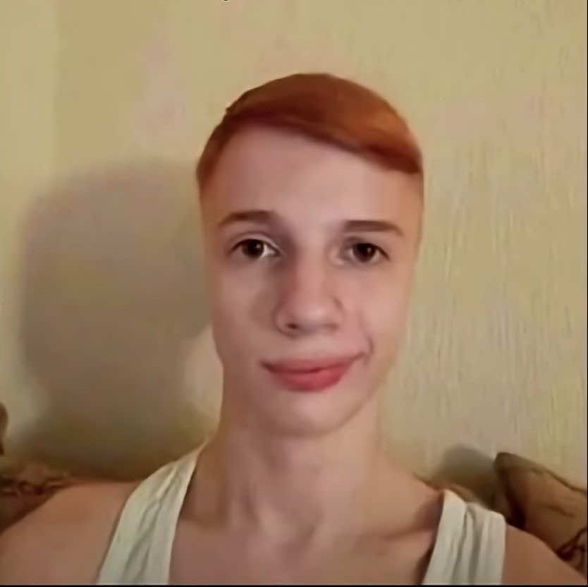 @𝓔𝓮𝓿𝓮𝓮 🦄🧁