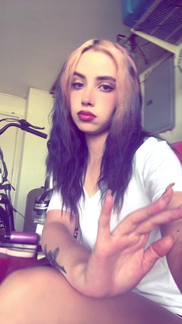 @Juju🍒