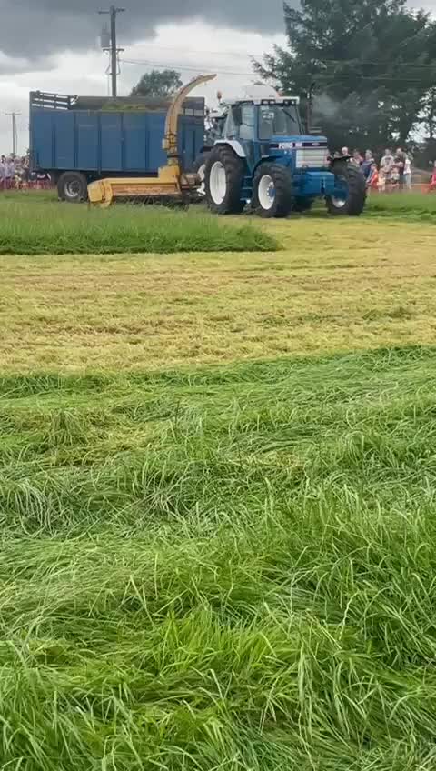 @Se&aacute;n Whelton 🚨 🚜 🌽