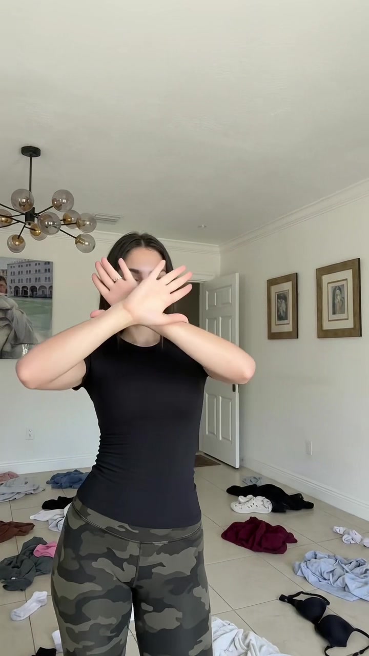 @Clara