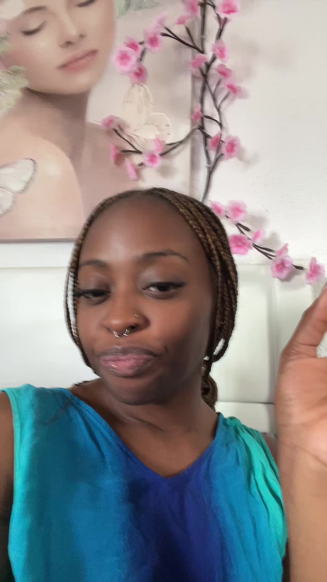 @Glowria 🎀🧿 | UGC
