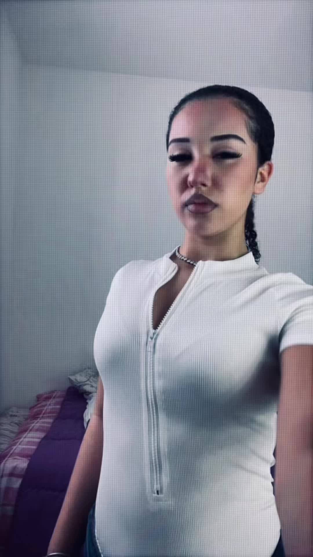@𝓥𝓲𝓸