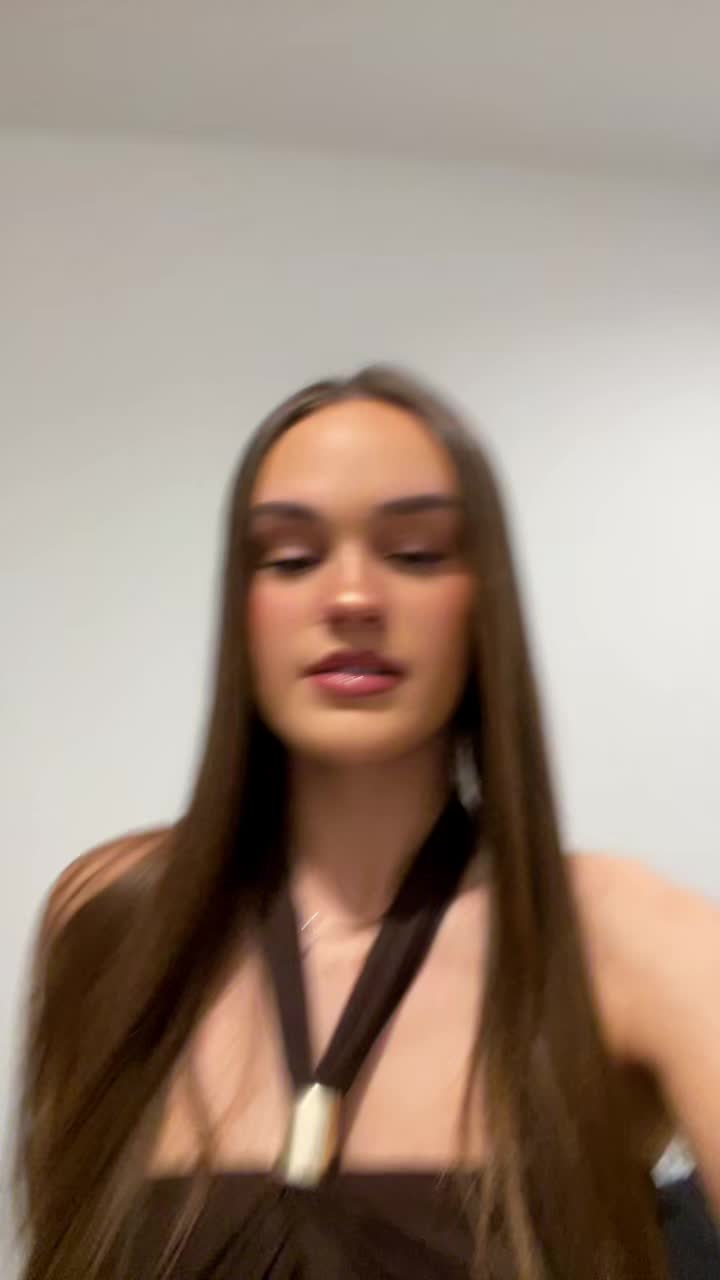@claudia