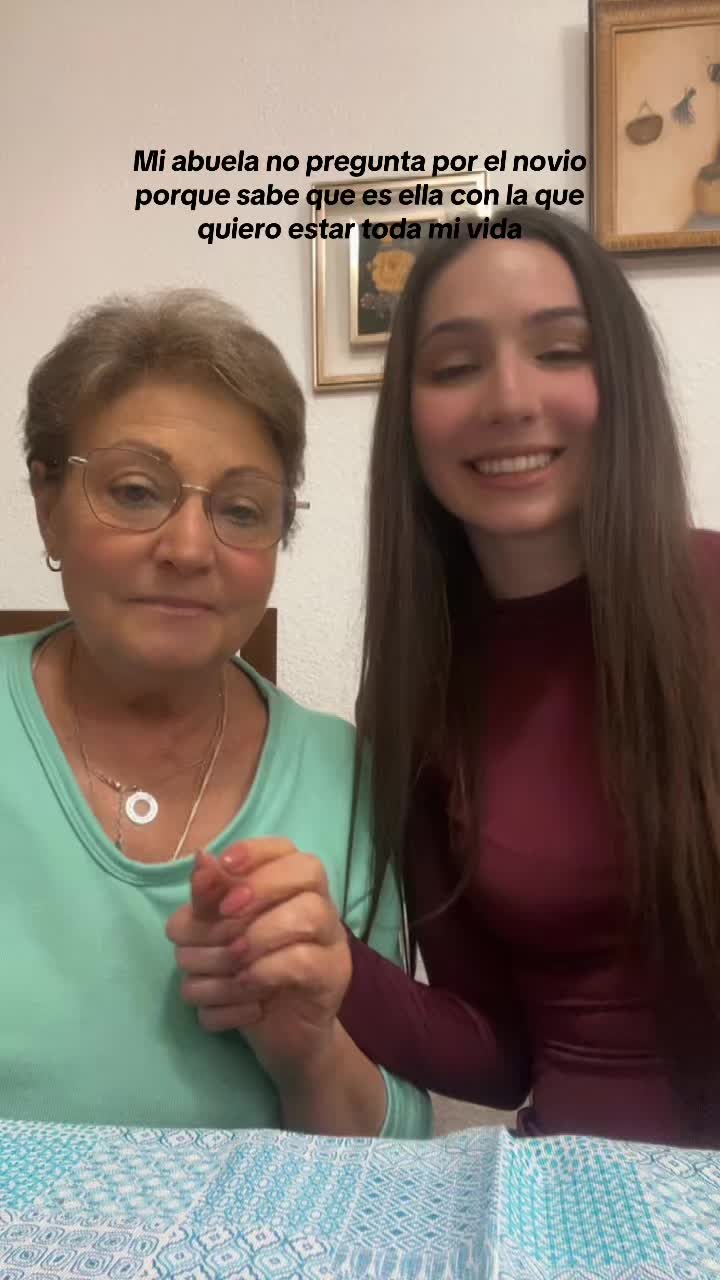 @Elenita