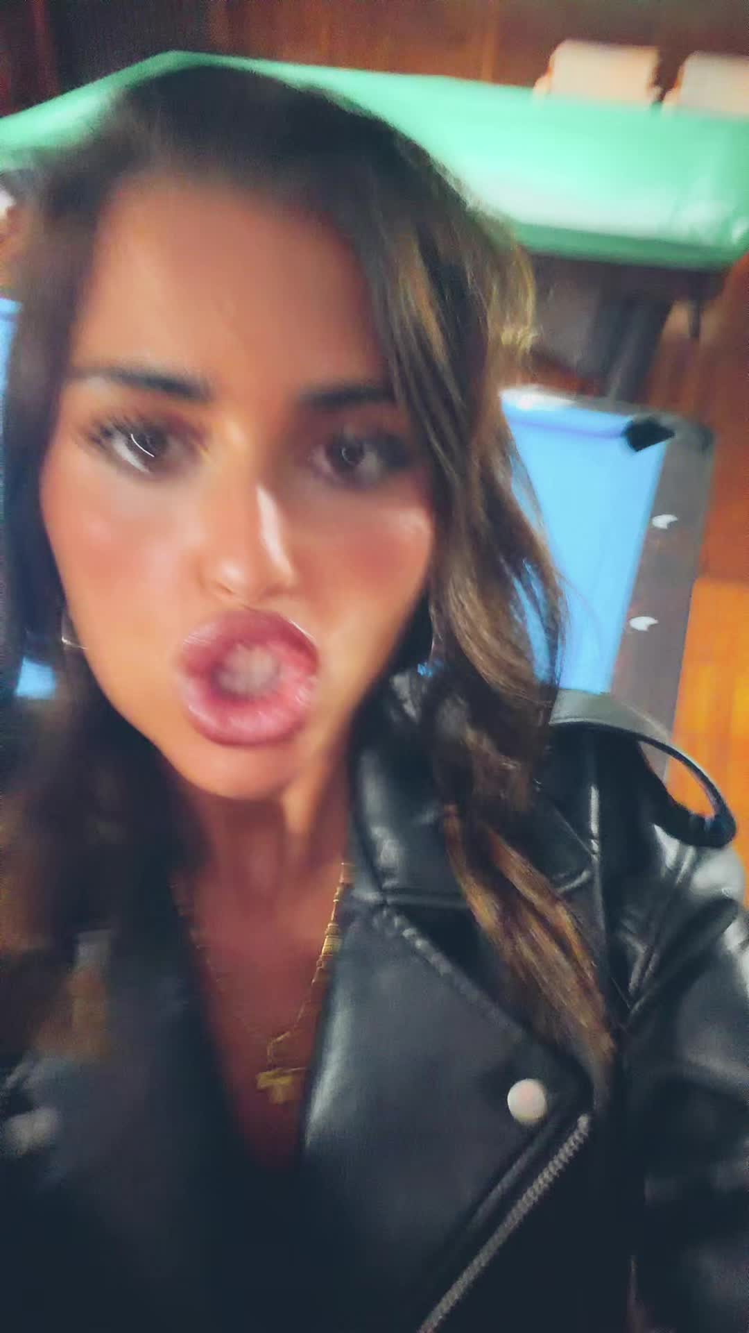 @María López
