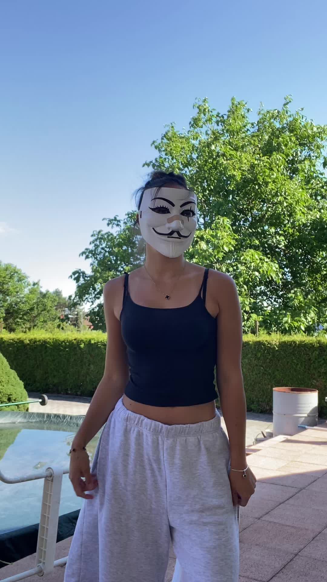 @𝐇𝐀𝐍𝐍𝐀🎀