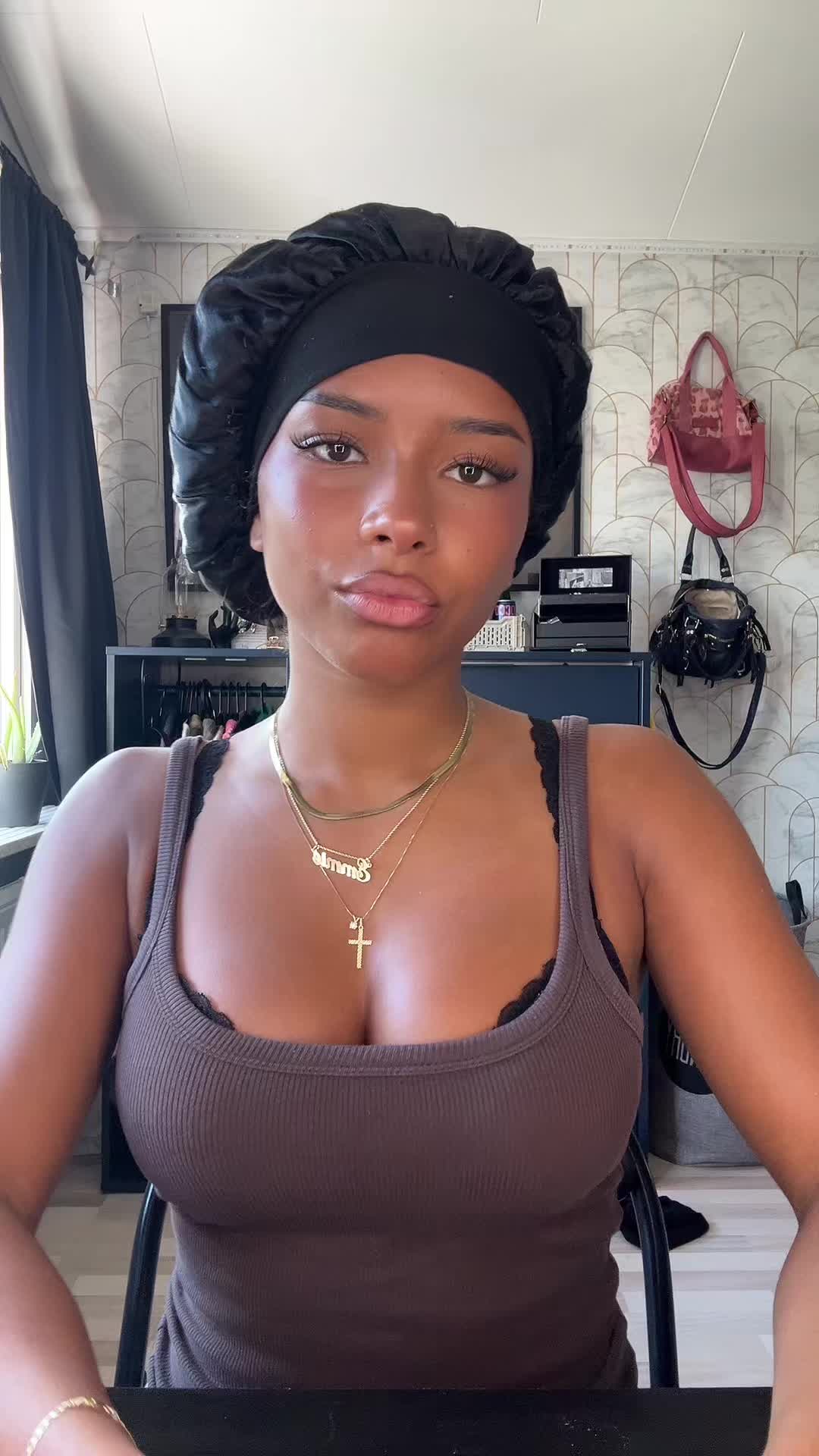 @emi