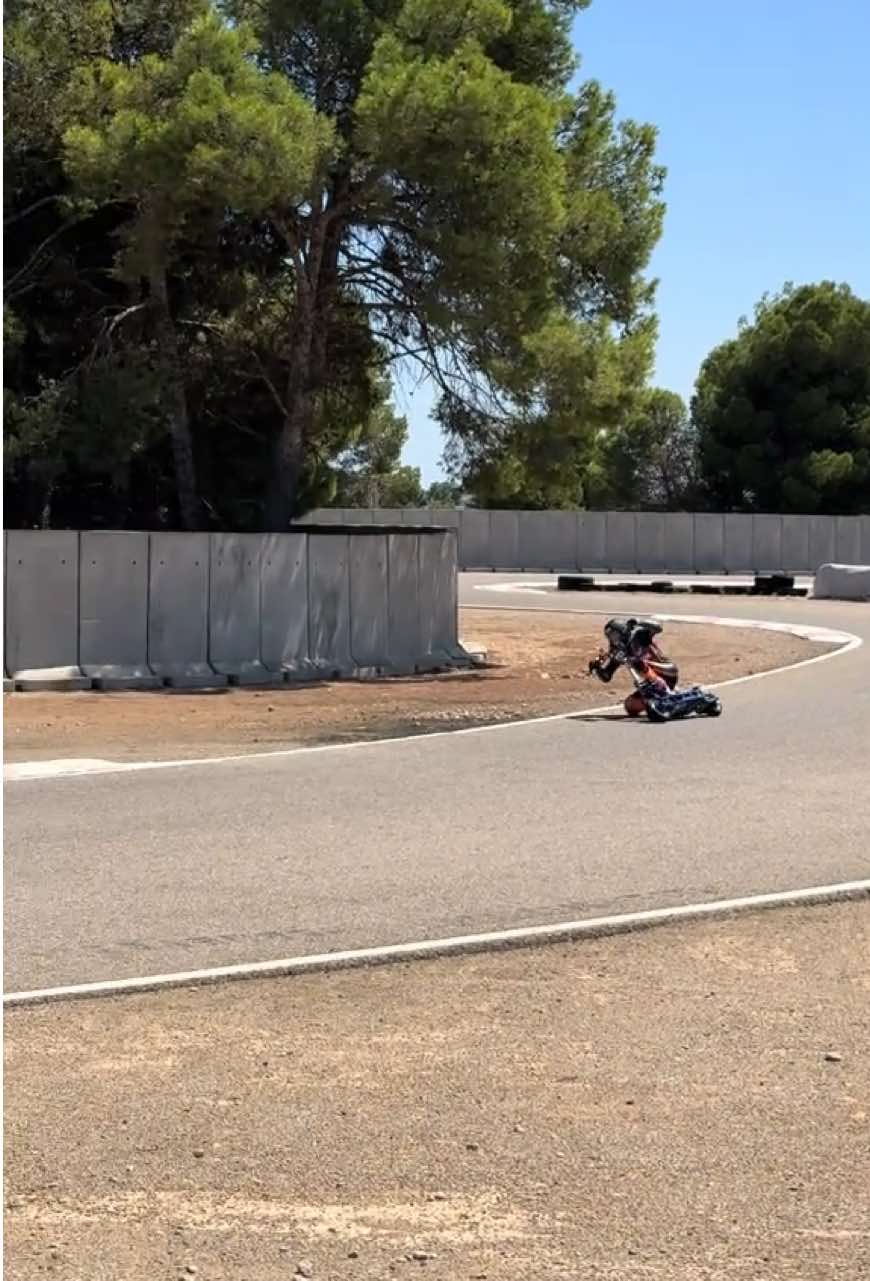 @Ambrosini e-Racing