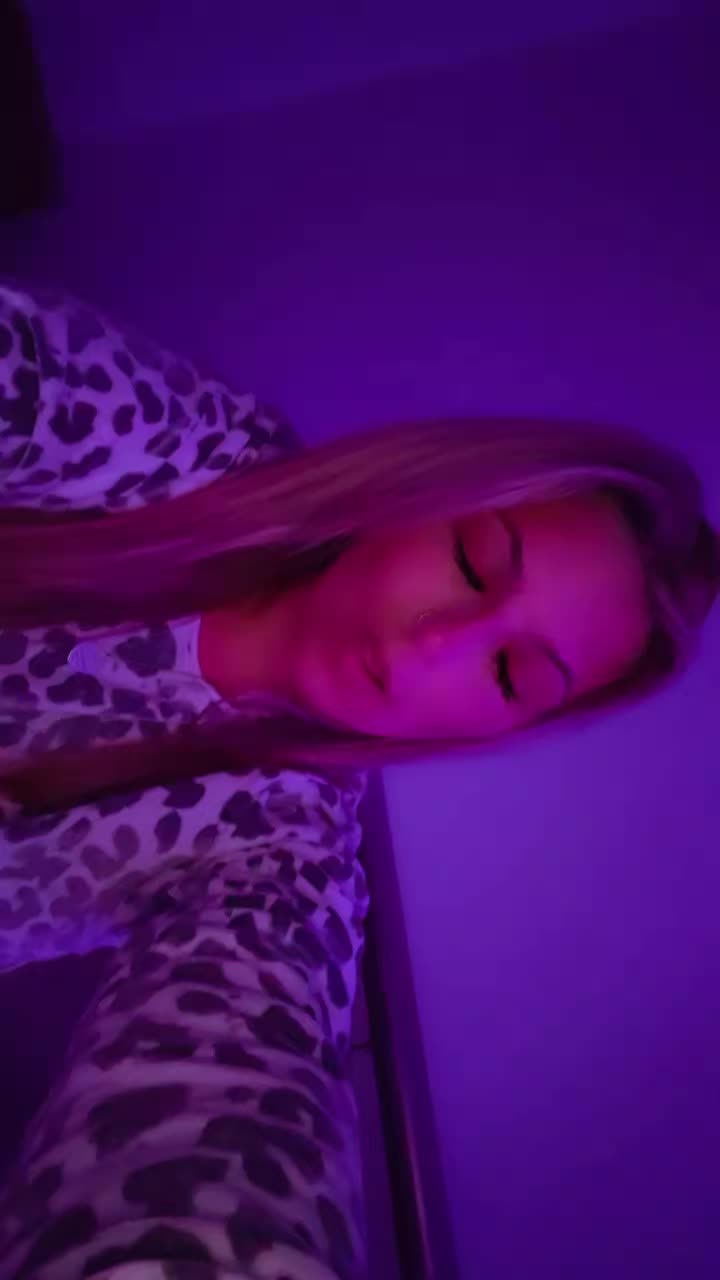 @L A U R E N 🩷