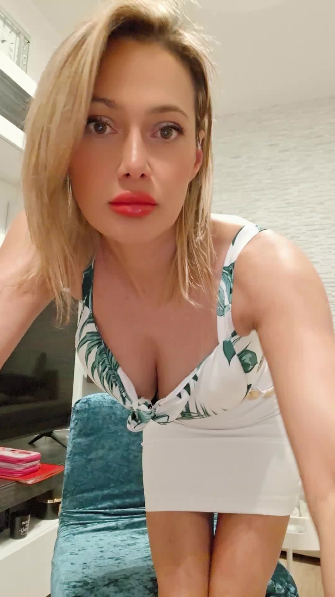 @DOAMNA ALINA♌️