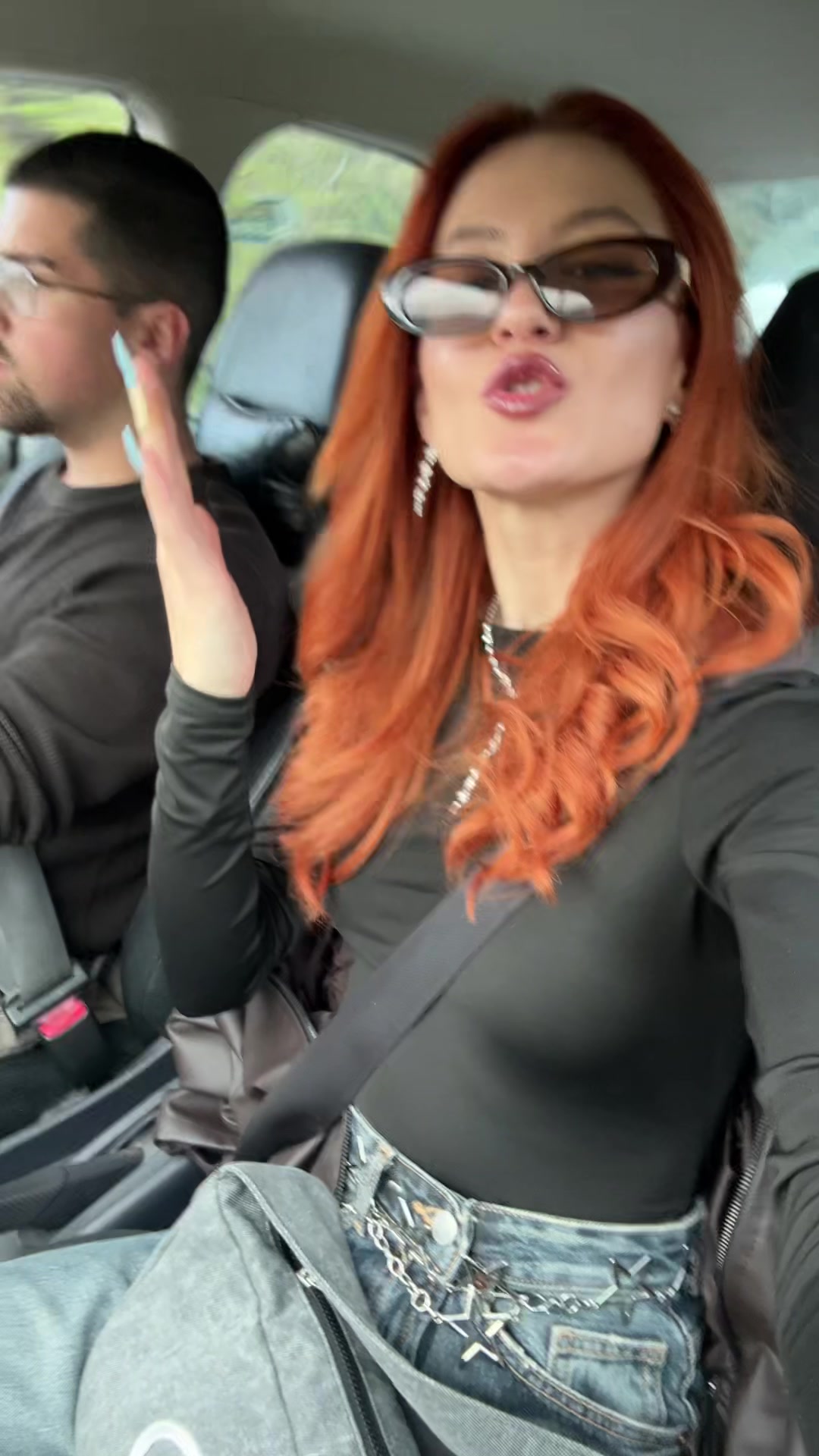 @👩🏼🦰