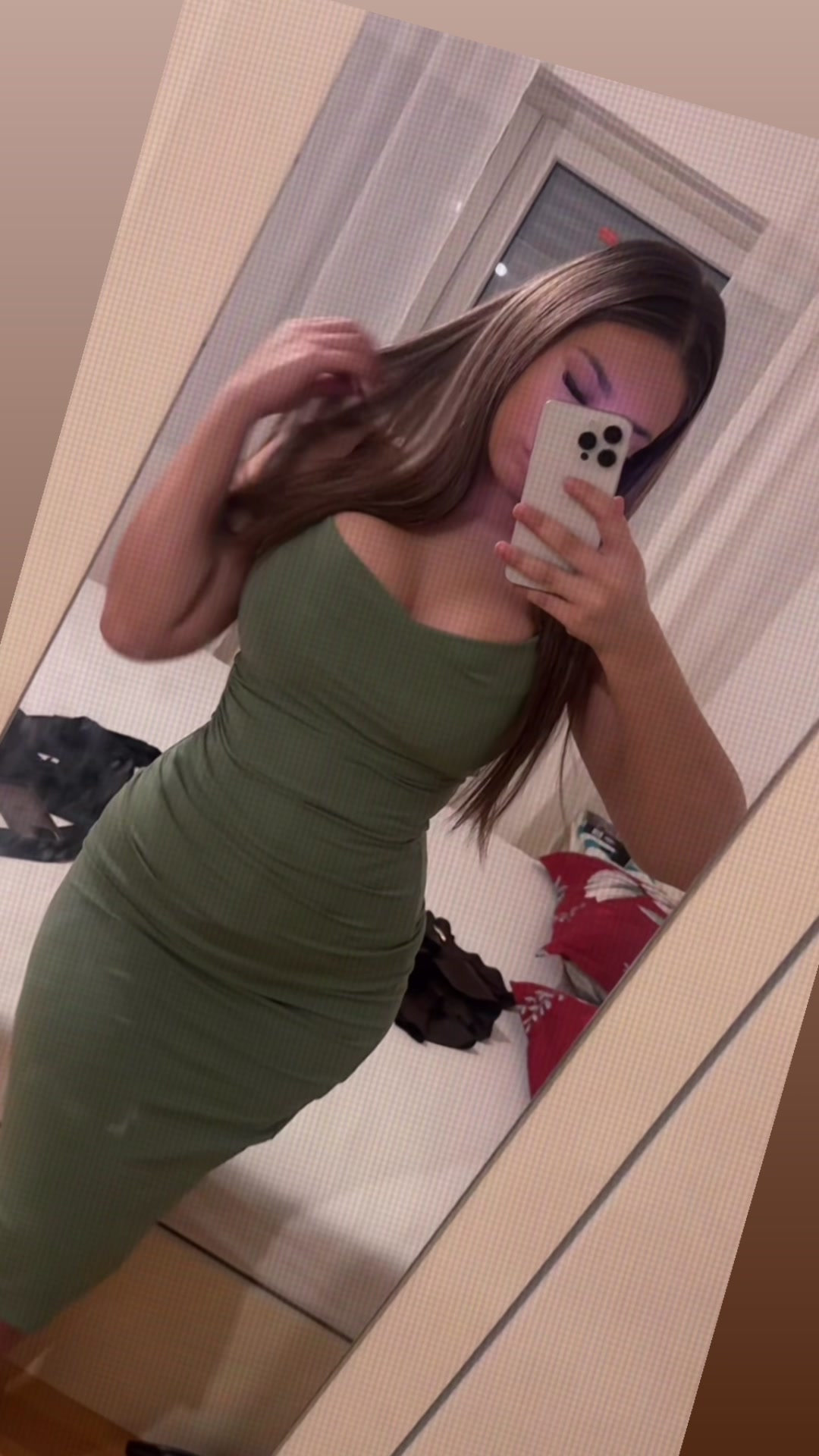 @𝐂𝐡𝐚𝐧𝐞𝐥𝐚🐆