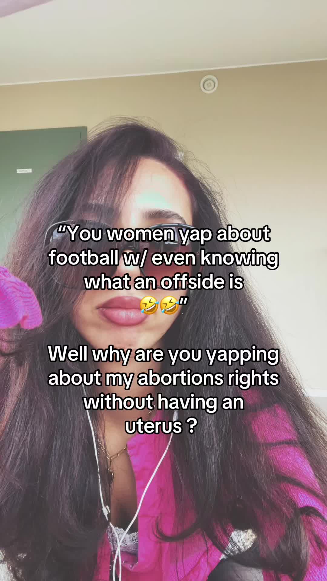 @👻