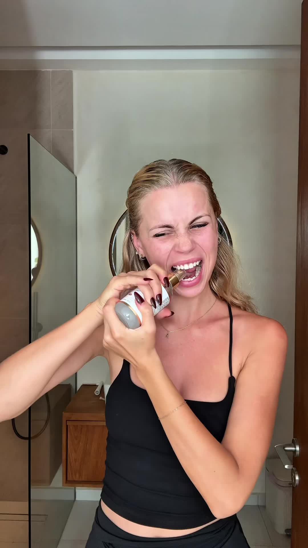 @Anna Belanikova
