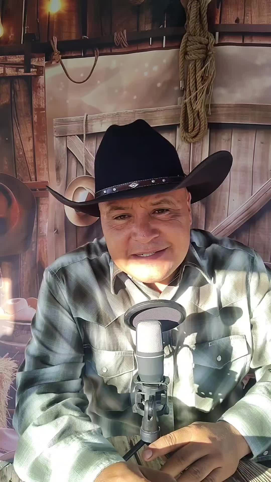 @HABLANDO CLARO podcast