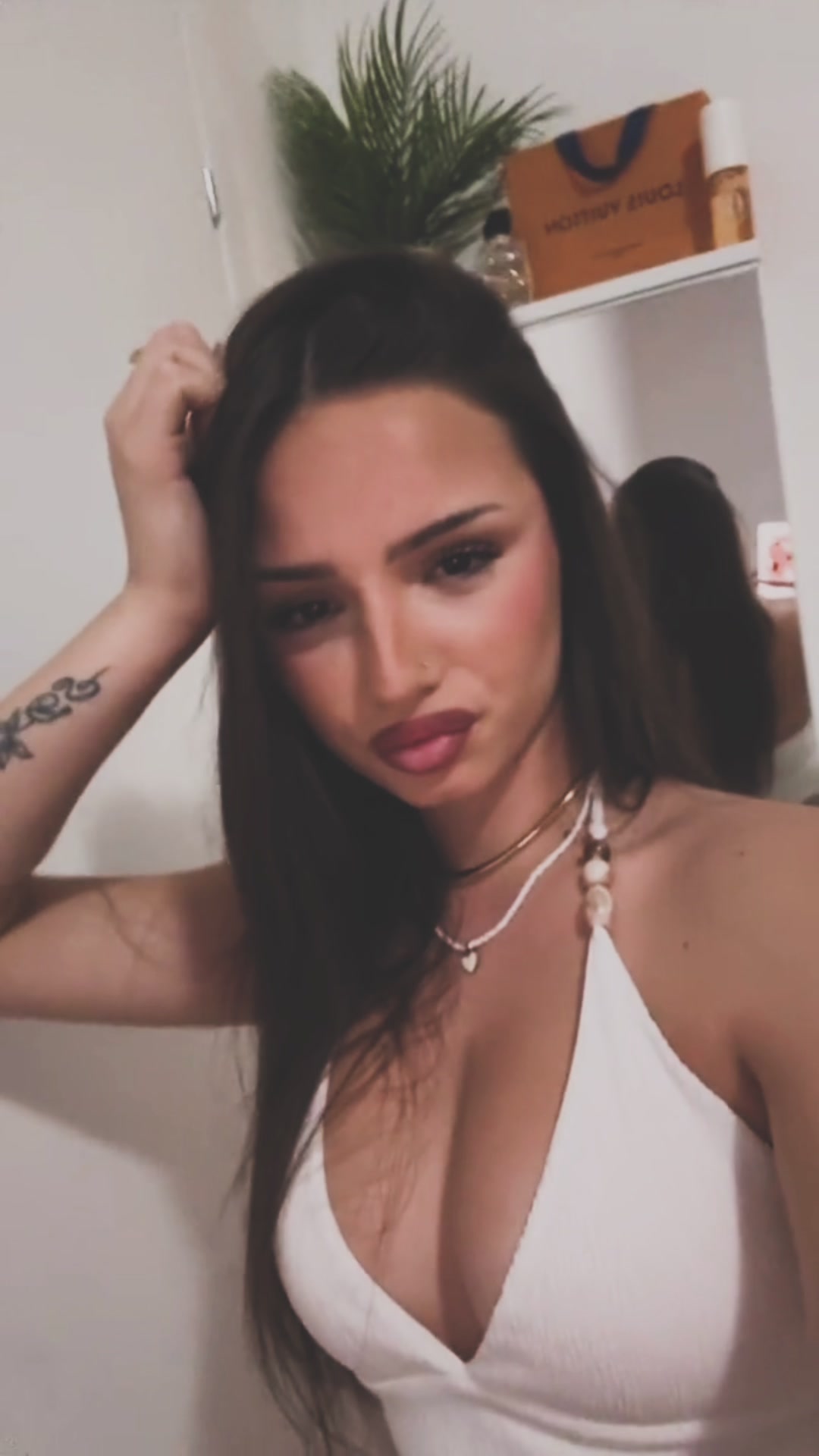 @R E B E C C A 💋