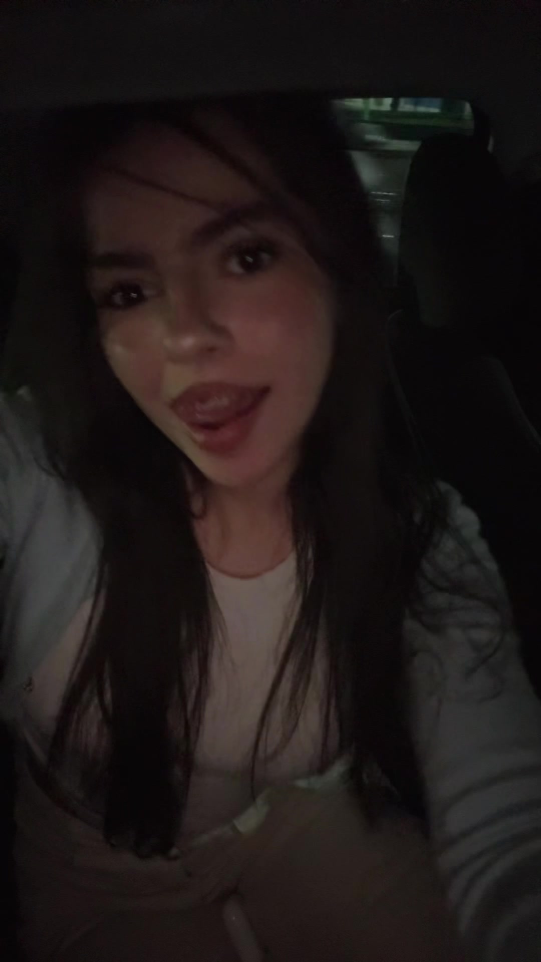 @larah_pacheco