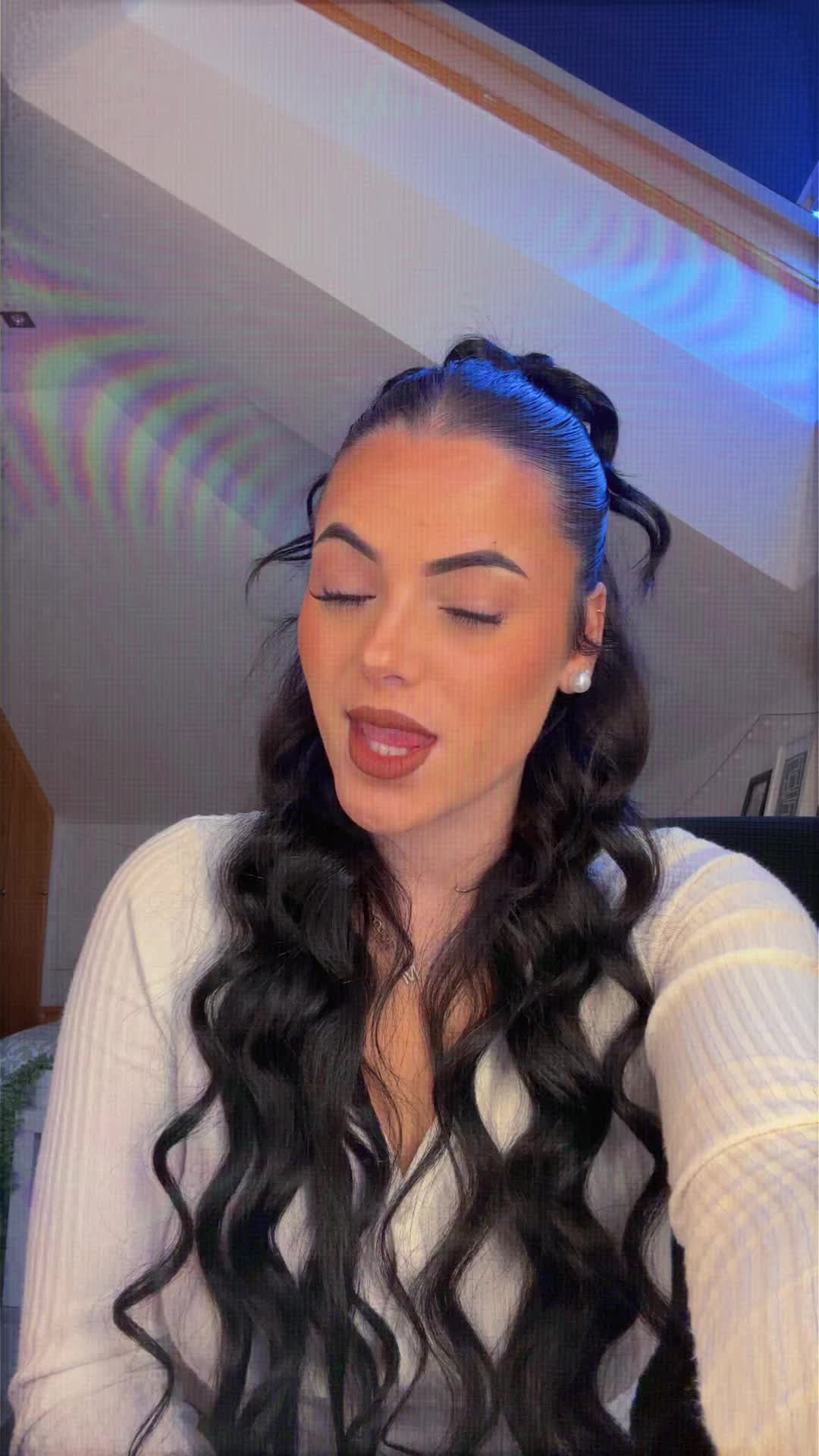 @miireyaa