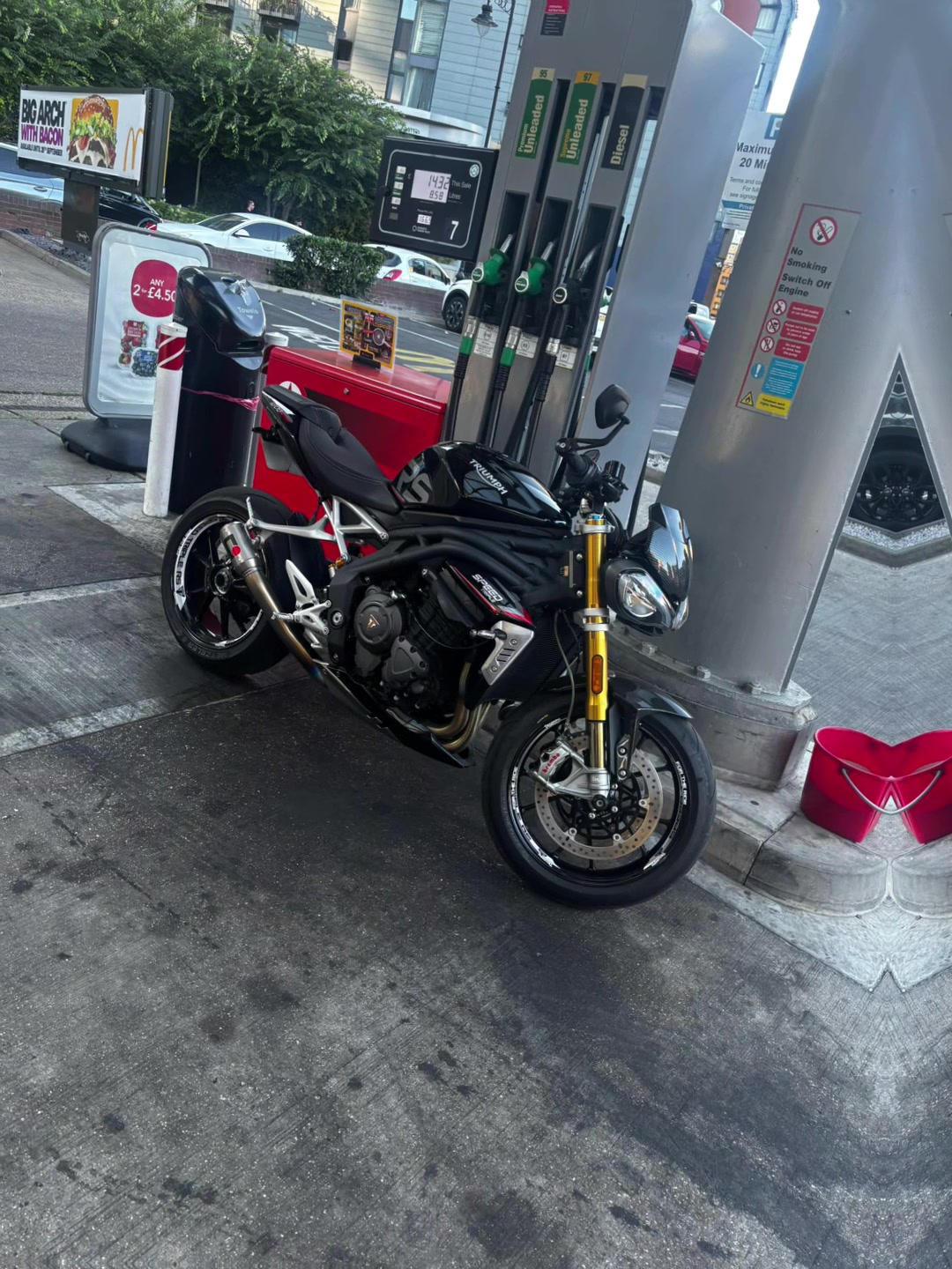 @Triumph_deano