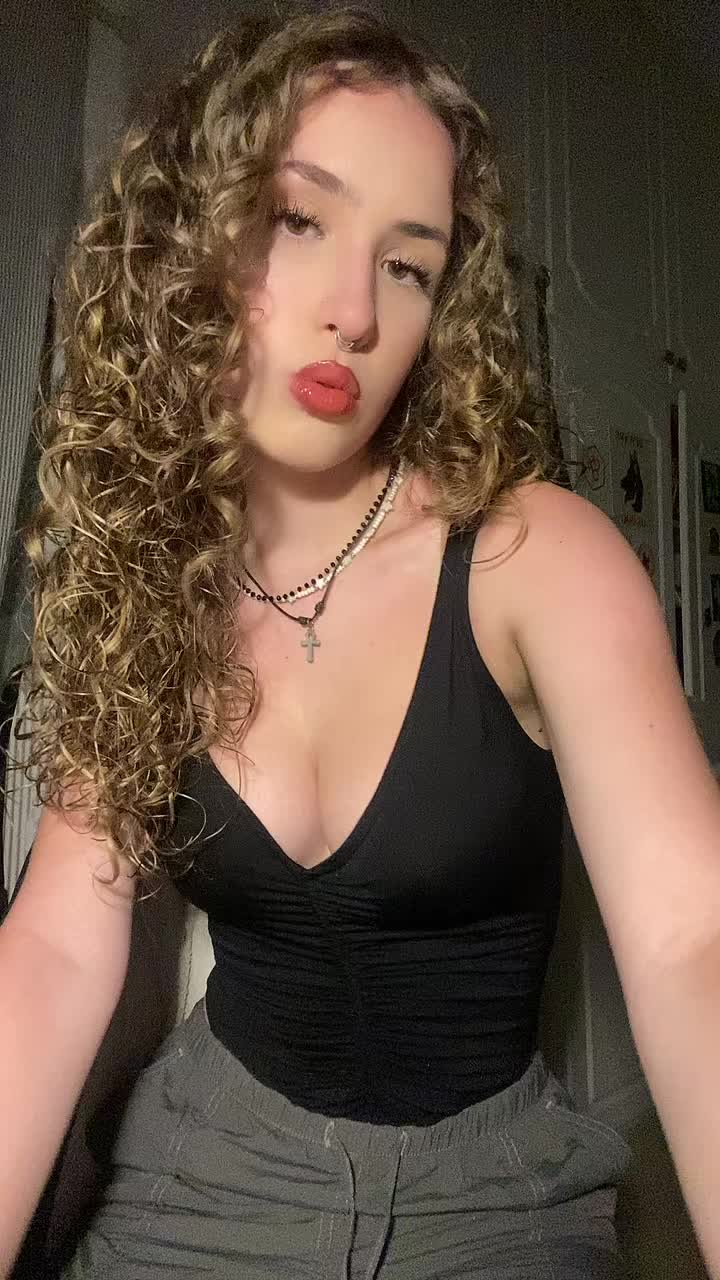 @alexandrazn