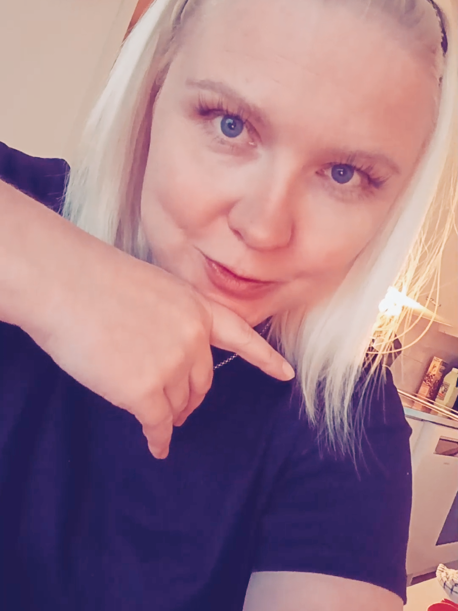 @Hepzu✨