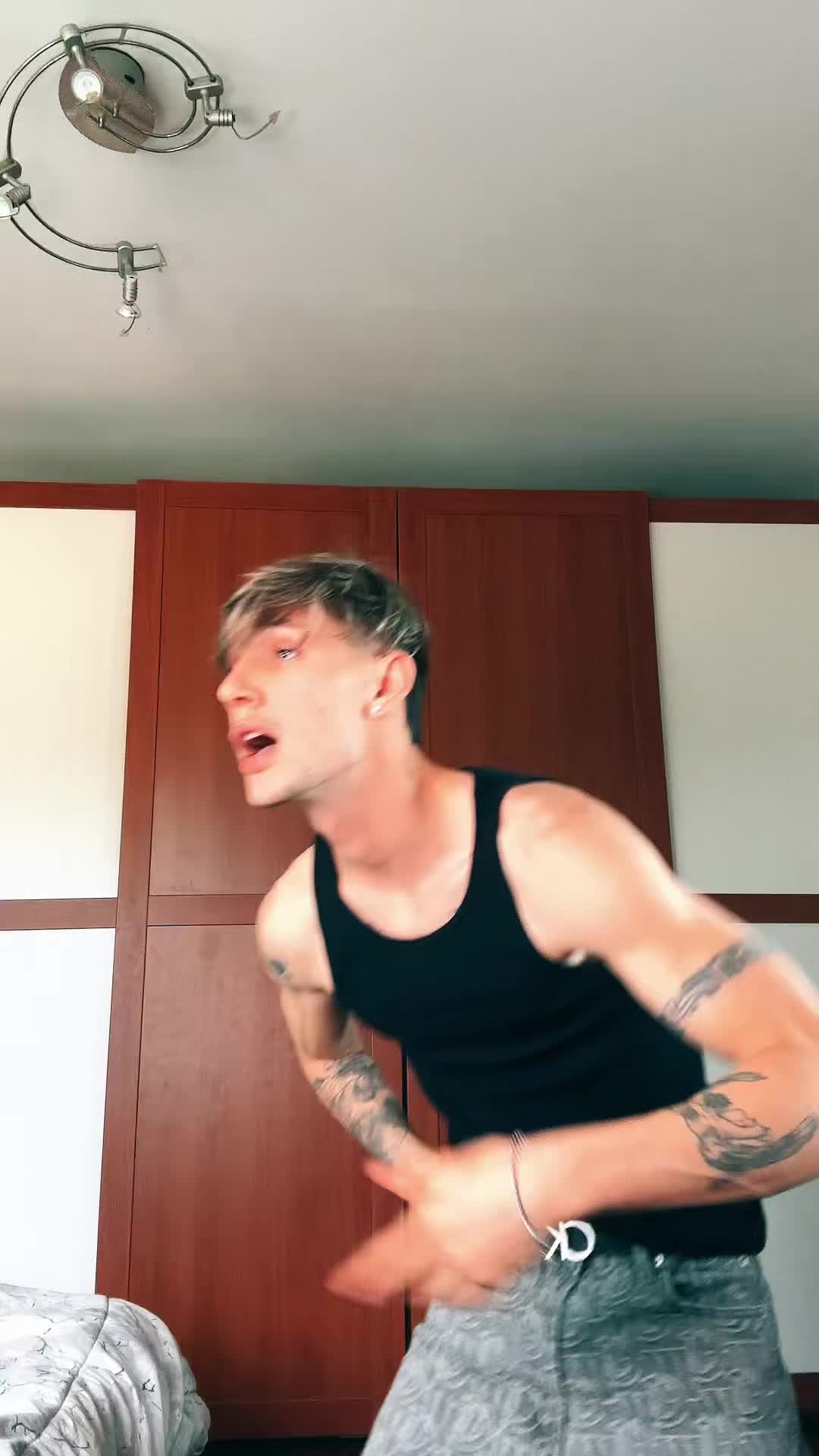 @โ๐ต๐๐๐ ๐ต๐๐๐โ๐จ๐บ