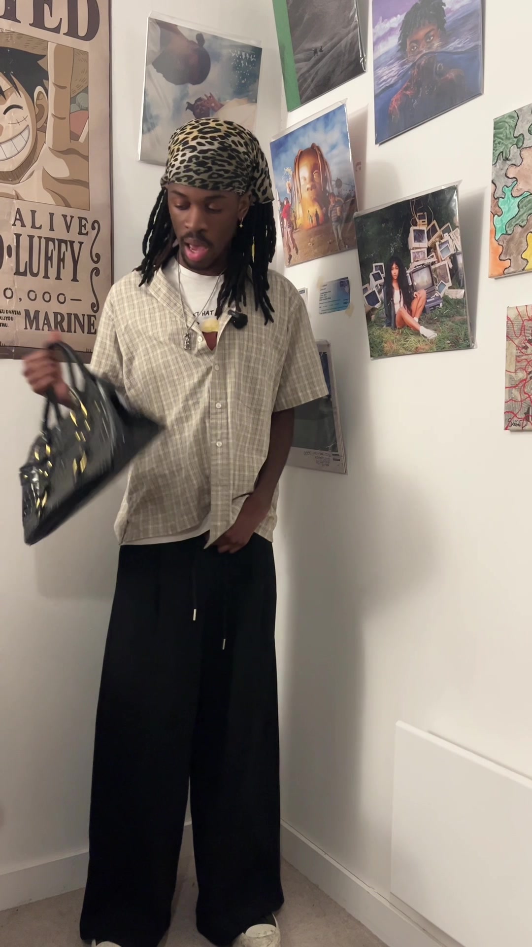 @ByRii (r-eye)🗣️