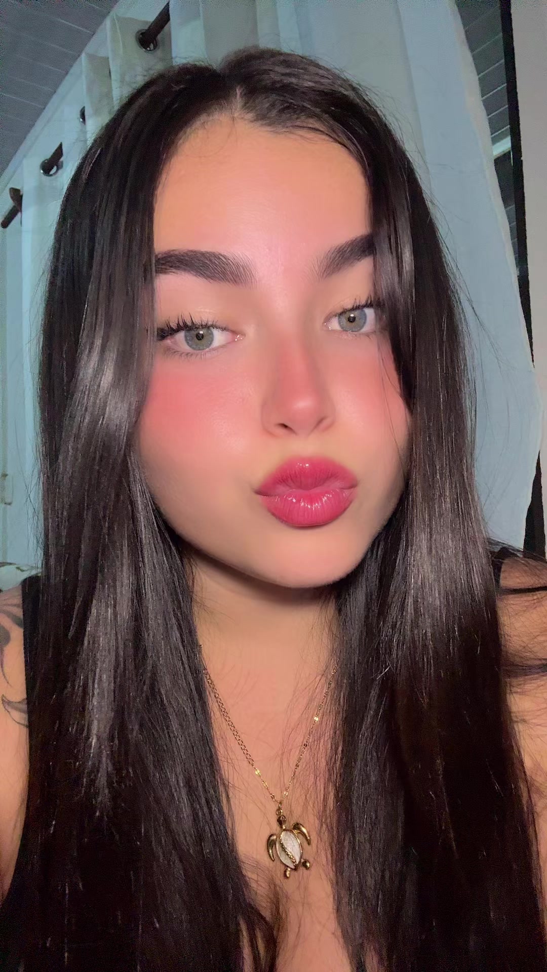 @Paola M