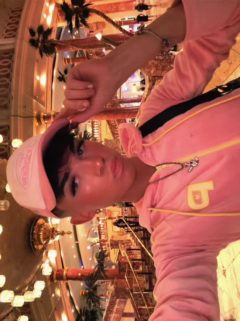 @𝑫𝑰𝑳𝑳𝑶𝑵 🐰