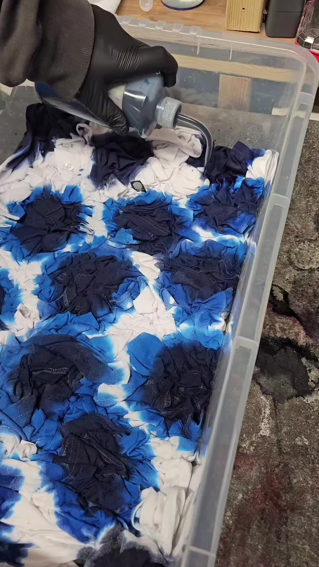 @Stinging Bullfish Tie Dye