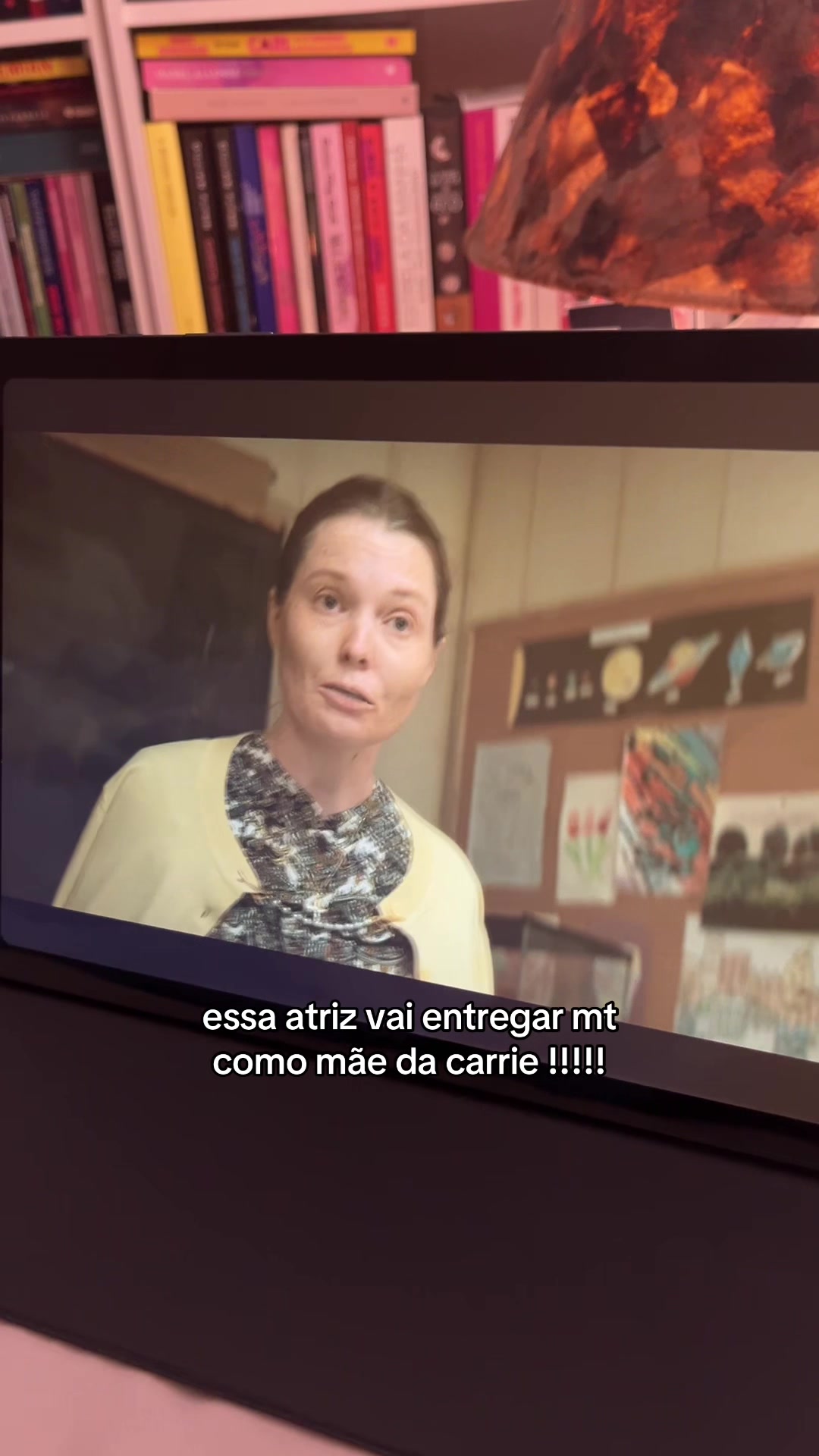 @Aninha 🍿Livros & afins