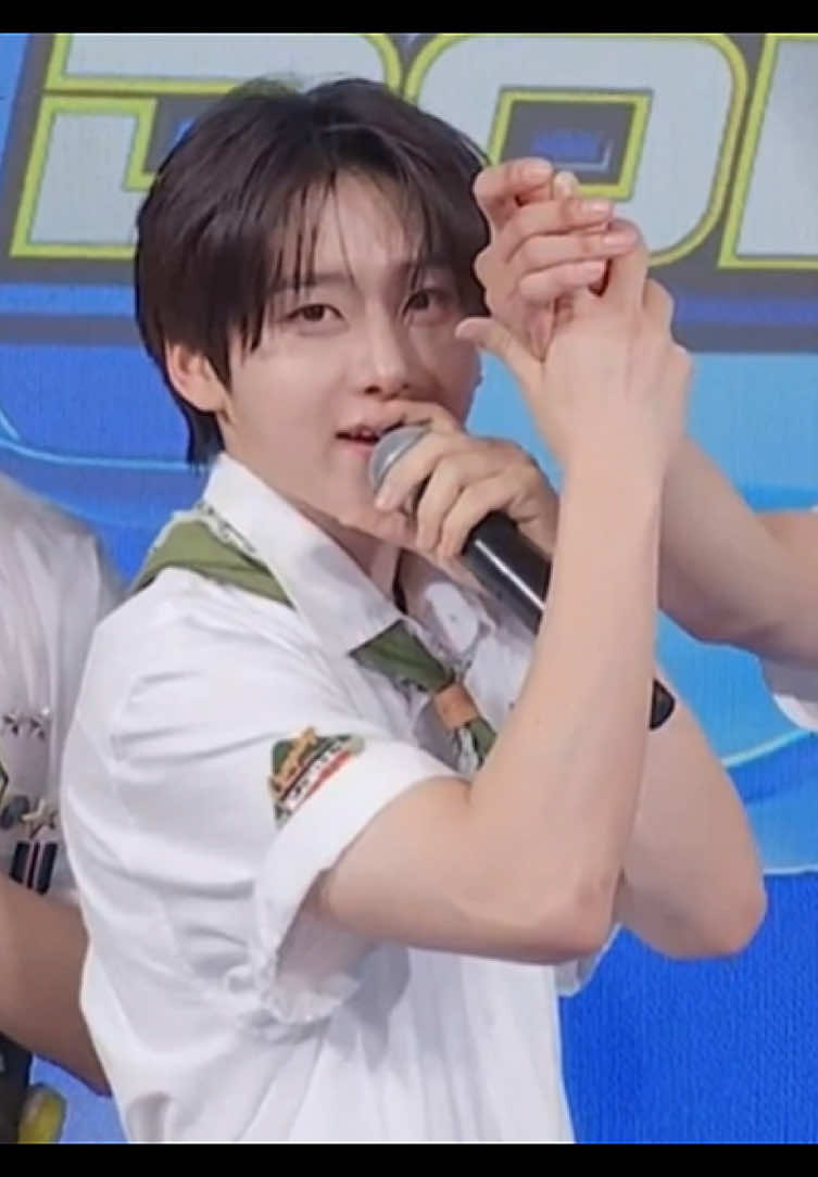 @donghwa's noona👀