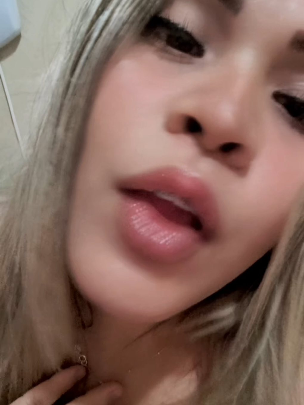 @Thain&aacute; Mour&atilde;o