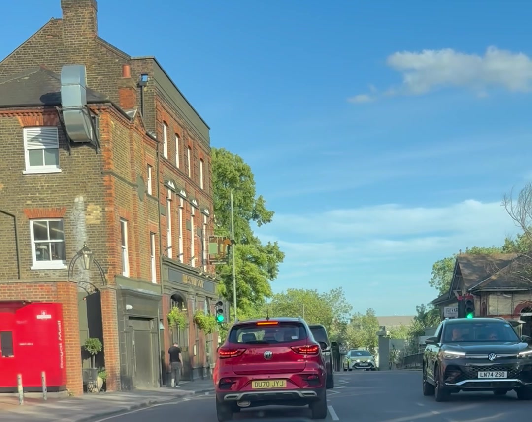@serkızcay/LONDON