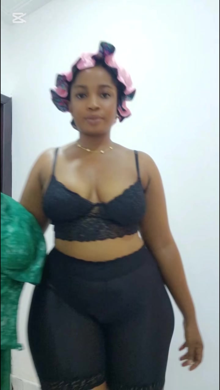 @chelsymansah