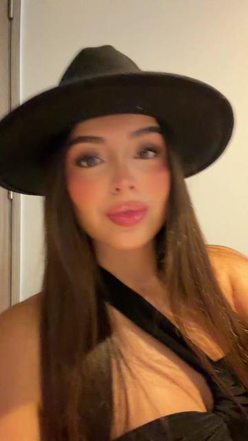 @Valentina