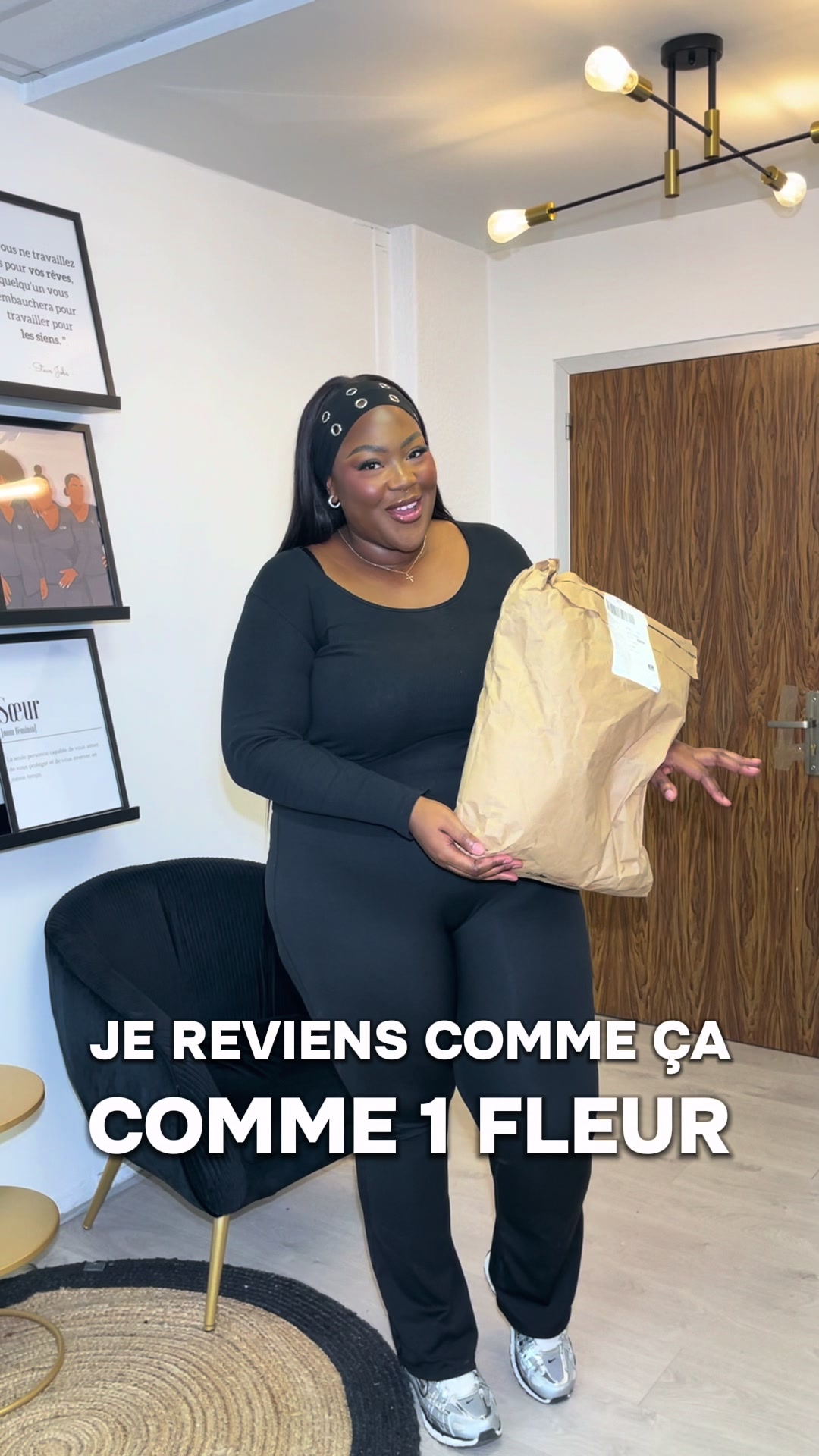 @CURVYCINDY